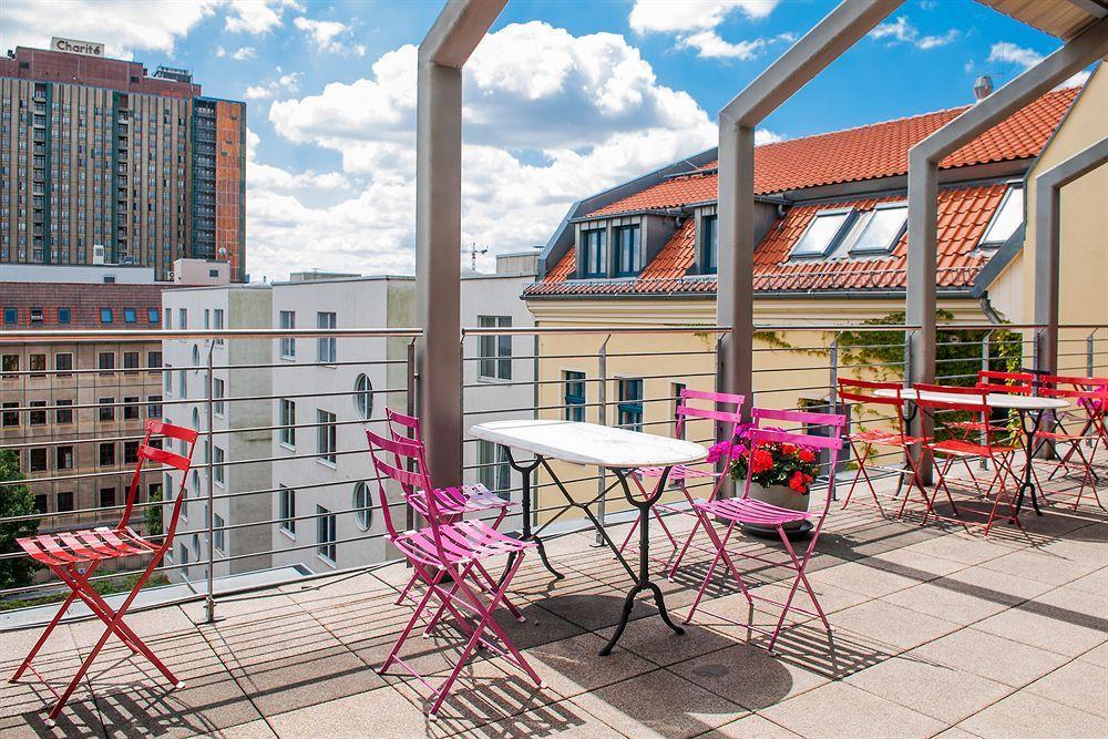 Mikon Eastgate Hotel - City Centre Berlim Exterior foto